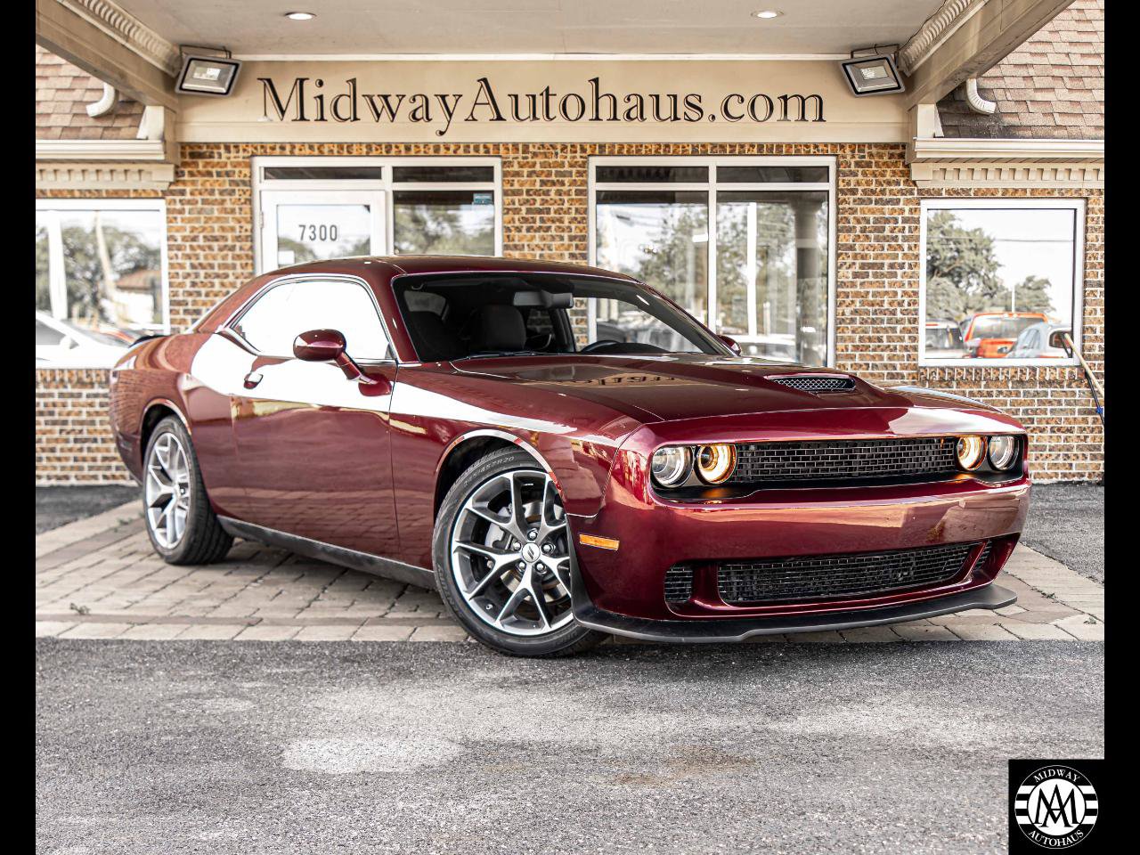 Used 2023 Dodge Challenger GT RWD image 3