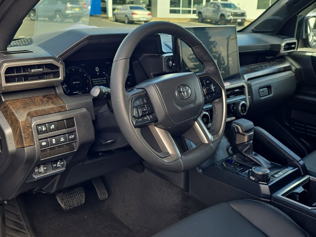 Used 2024 Toyota Tacoma Limited w/ Limited Package (LT) image 16