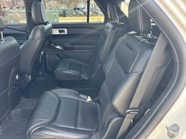 Used 2022 Ford Explorer ST w/ Equipment Group 401A image 8