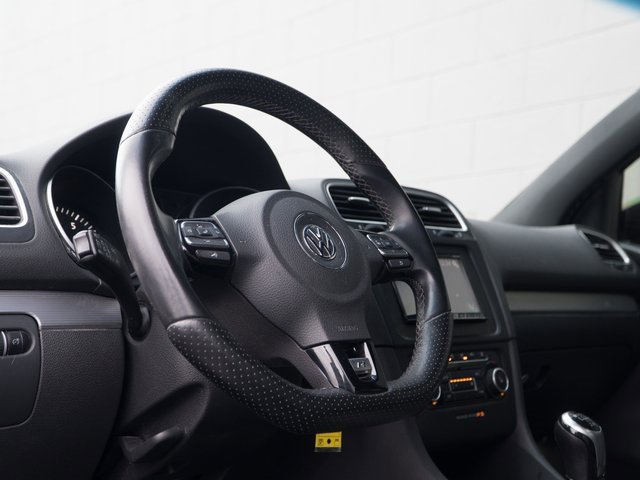 Used 2013 Volkswagen Golf R 4-Door image 4