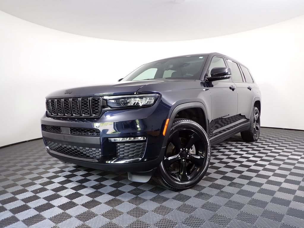 Used 2024 Jeep Grand Cherokee L Limited w/ Black Appearance Package AWD/4WD image 2