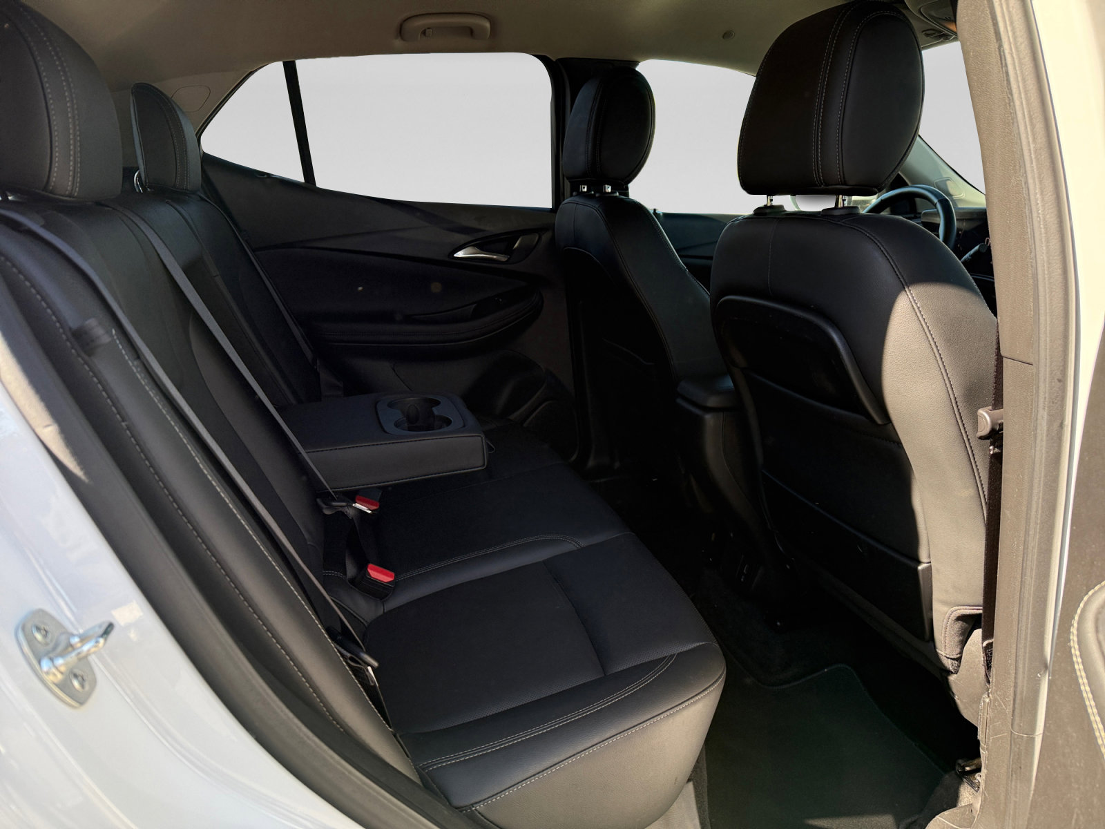 Used 2024 Buick Encore GX Sport Touring w/ Comfort Package image 18