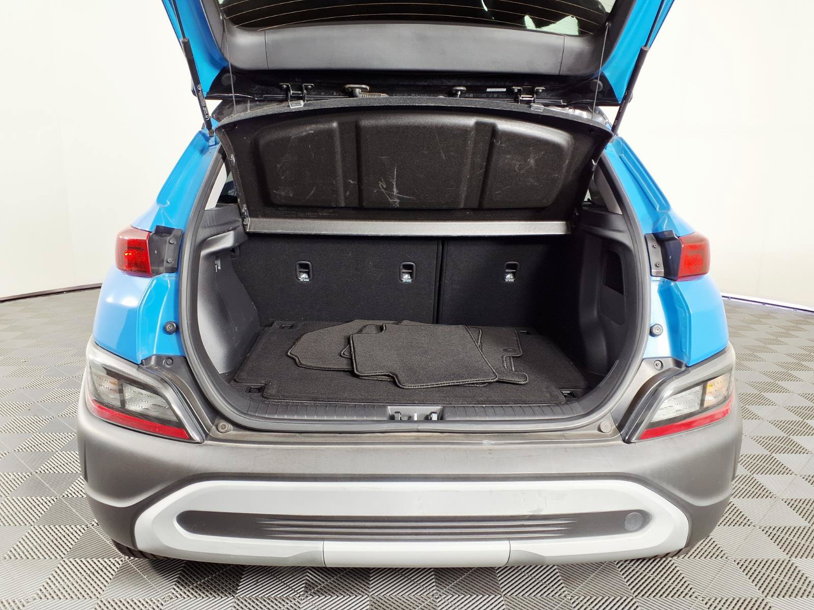 Used 2022 Hyundai Kona SEL FWD image 8
