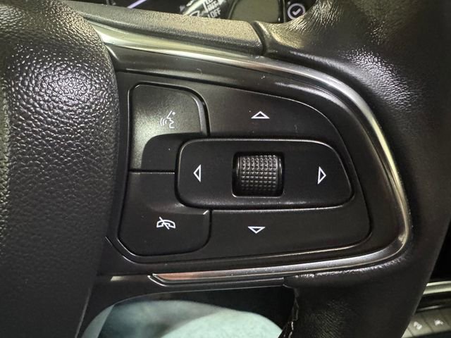 Used 2023 Buick Envision Avenir image 21