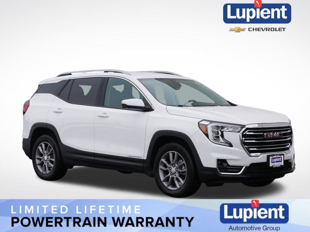Used 2024 GMC Terrain SLT w/ Infotainment Package II image 1