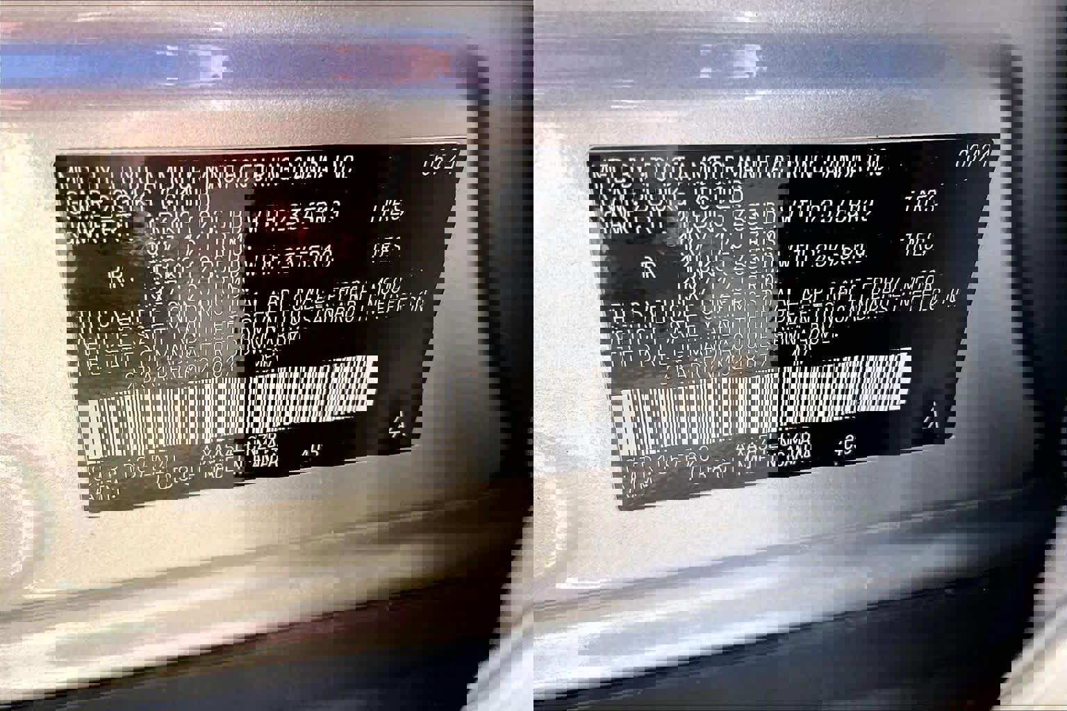 Used 2021 Toyota RAV4 XLE Premium w/ Carpet Mat Package (TMS) image 20