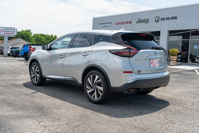 Used 2023 Nissan Murano SL w/ SL Moonroof Package FWD image 3