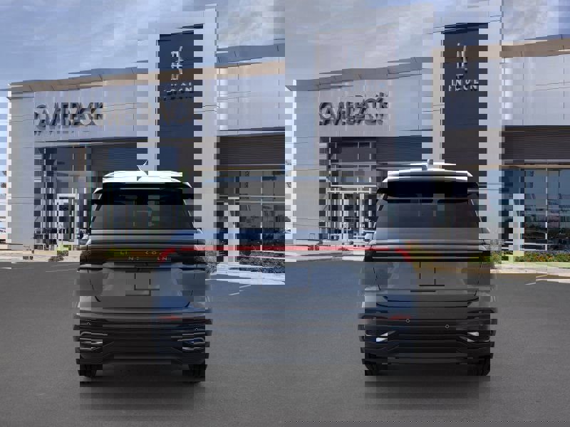 New 2026 Lincoln Nautilus Premier image 27