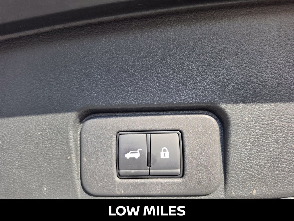 Certified 2024 Nissan Rogue SL FWD image 12