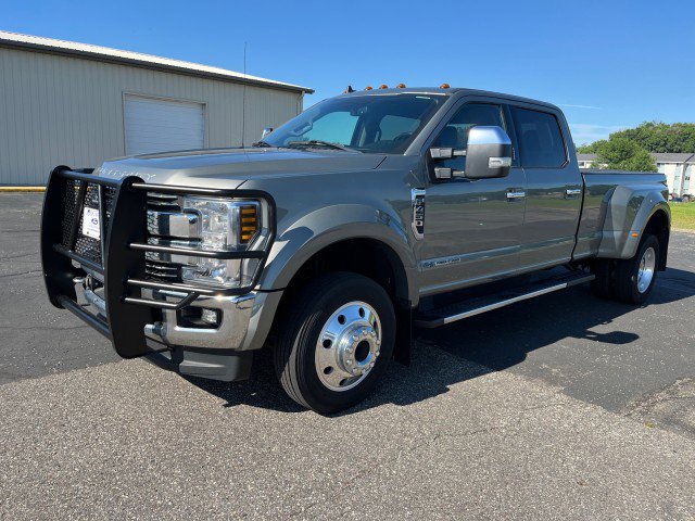 Used 2019 Ford F450 Lariat w/ Chrome Package image 1