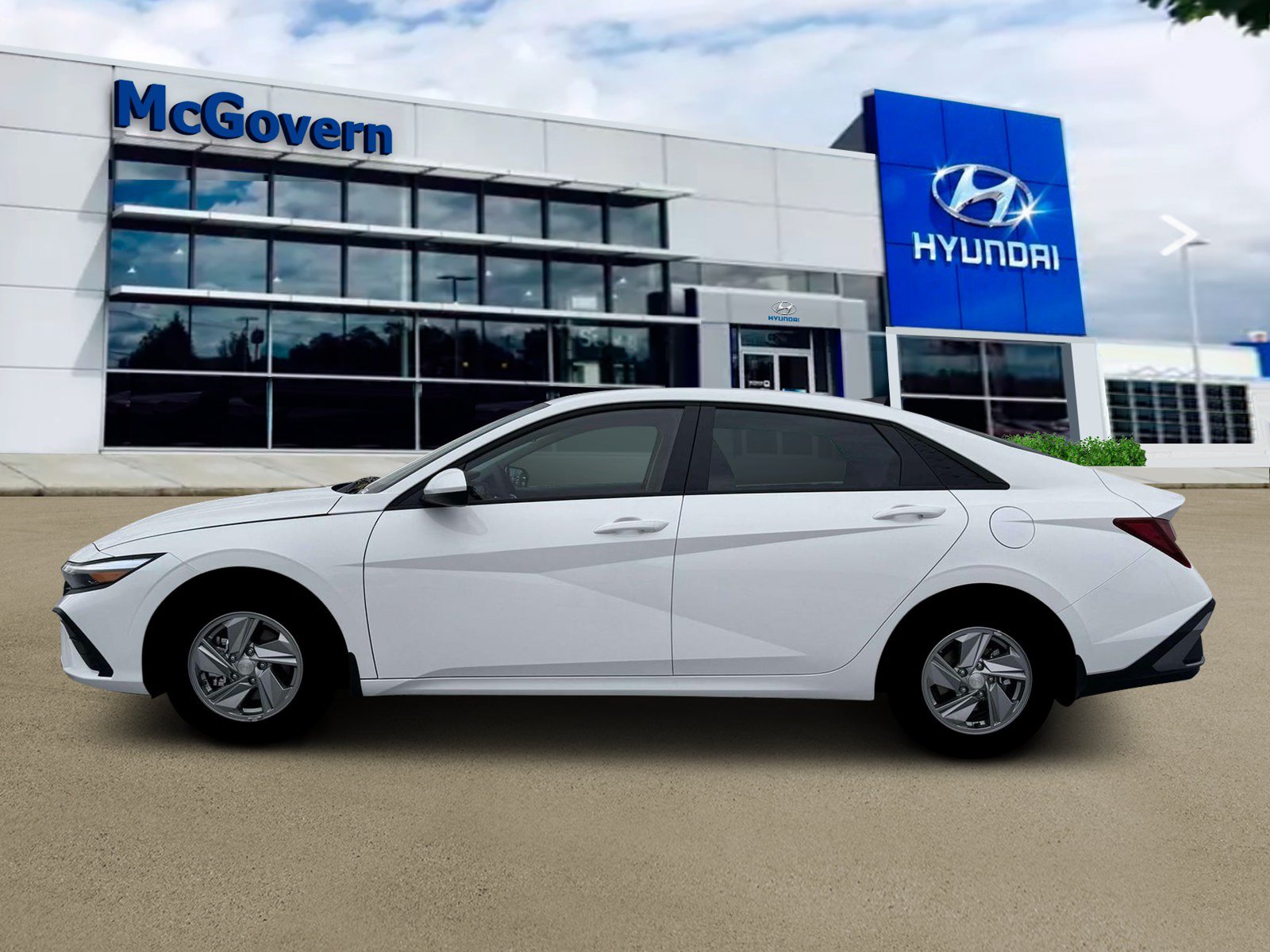 New 2026 Hyundai Elantra SE FWD image 3