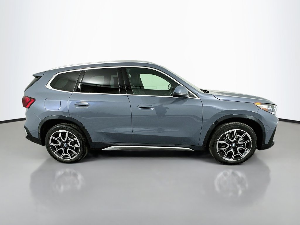 New 2027 BMW X1 xDrive28i w/ Convenience Package AWD/4WD image 4