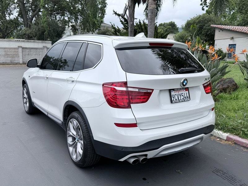 Used 2017 BMW X3 xDrive28i w/ Technology Package AWD/4WD image 3