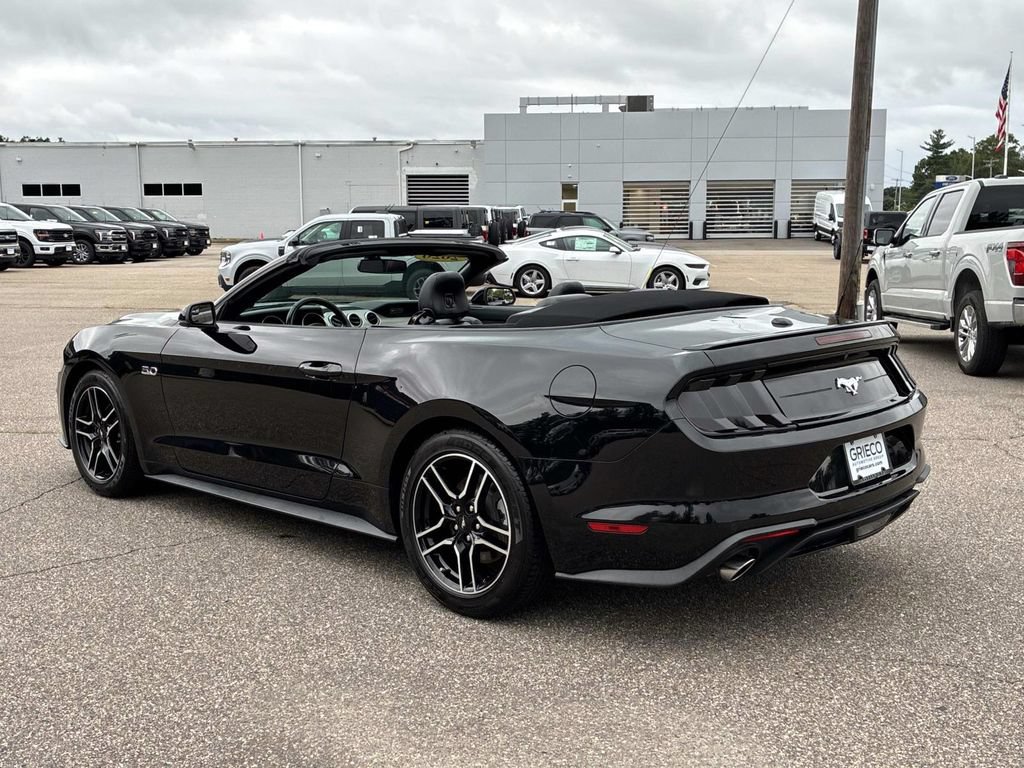 Used 2020 Ford Mustang Premium RWD image 5