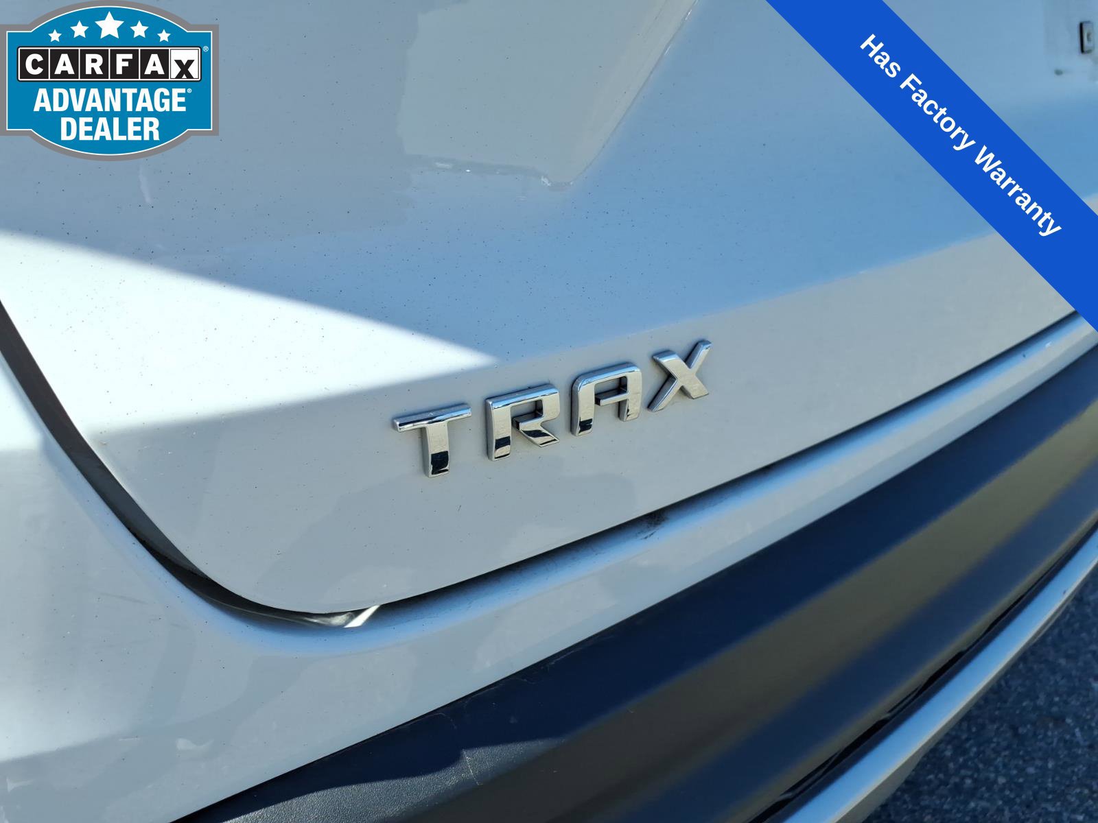 Used 2025 Chevrolet Trax LT FWD image 9