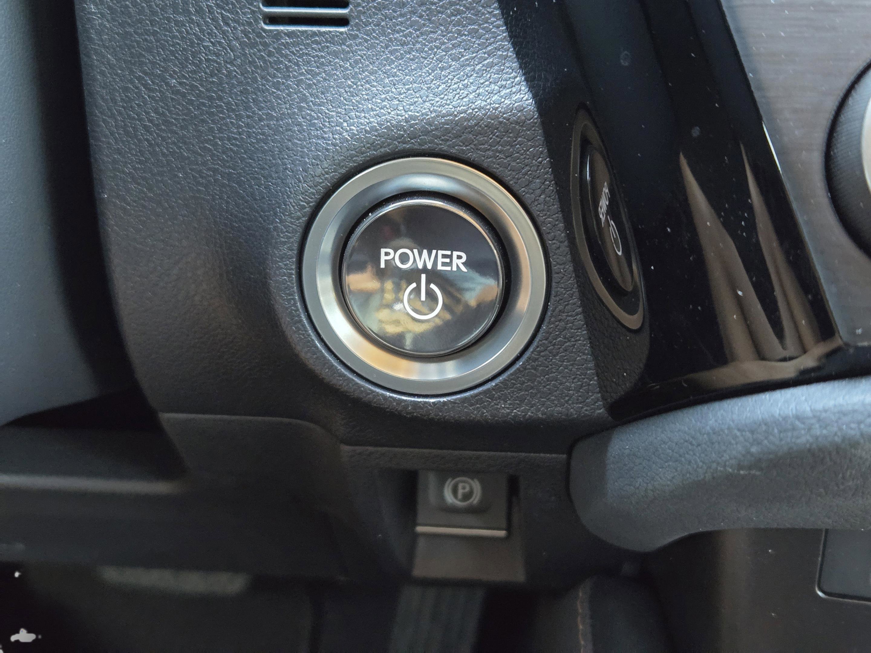Used 2025 Lexus ES 300h w/ Premium Package FWD image 42