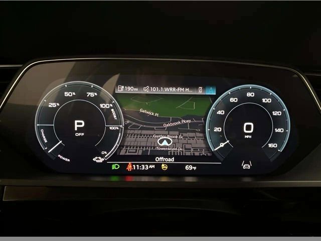 Used 2022 Audi e-tron Premium Plus w/ Premium Plus Package image 24