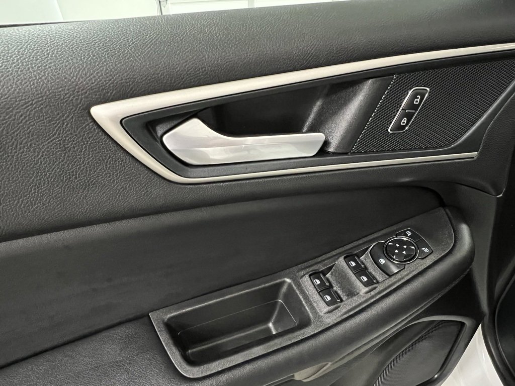 Used 2024 Ford Edge SEL image 27