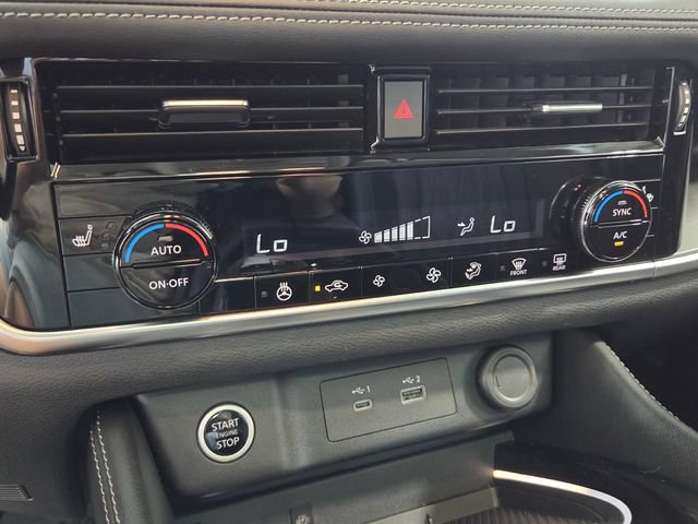 Used 2023 Nissan Rogue Platinum FWD image 23