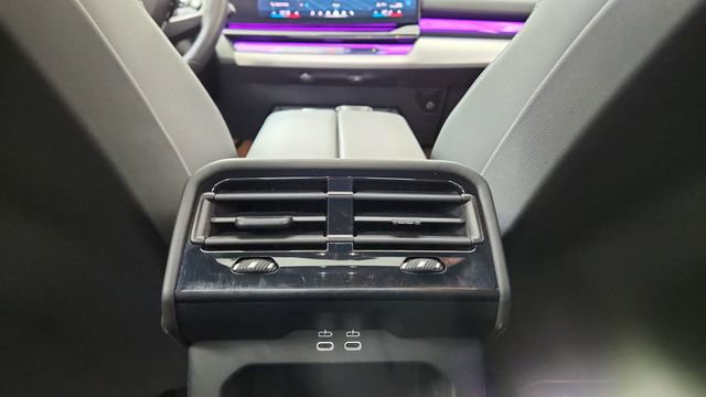 Used 2025 BMW i5 xDrive40 w/ M Sport Package image 52