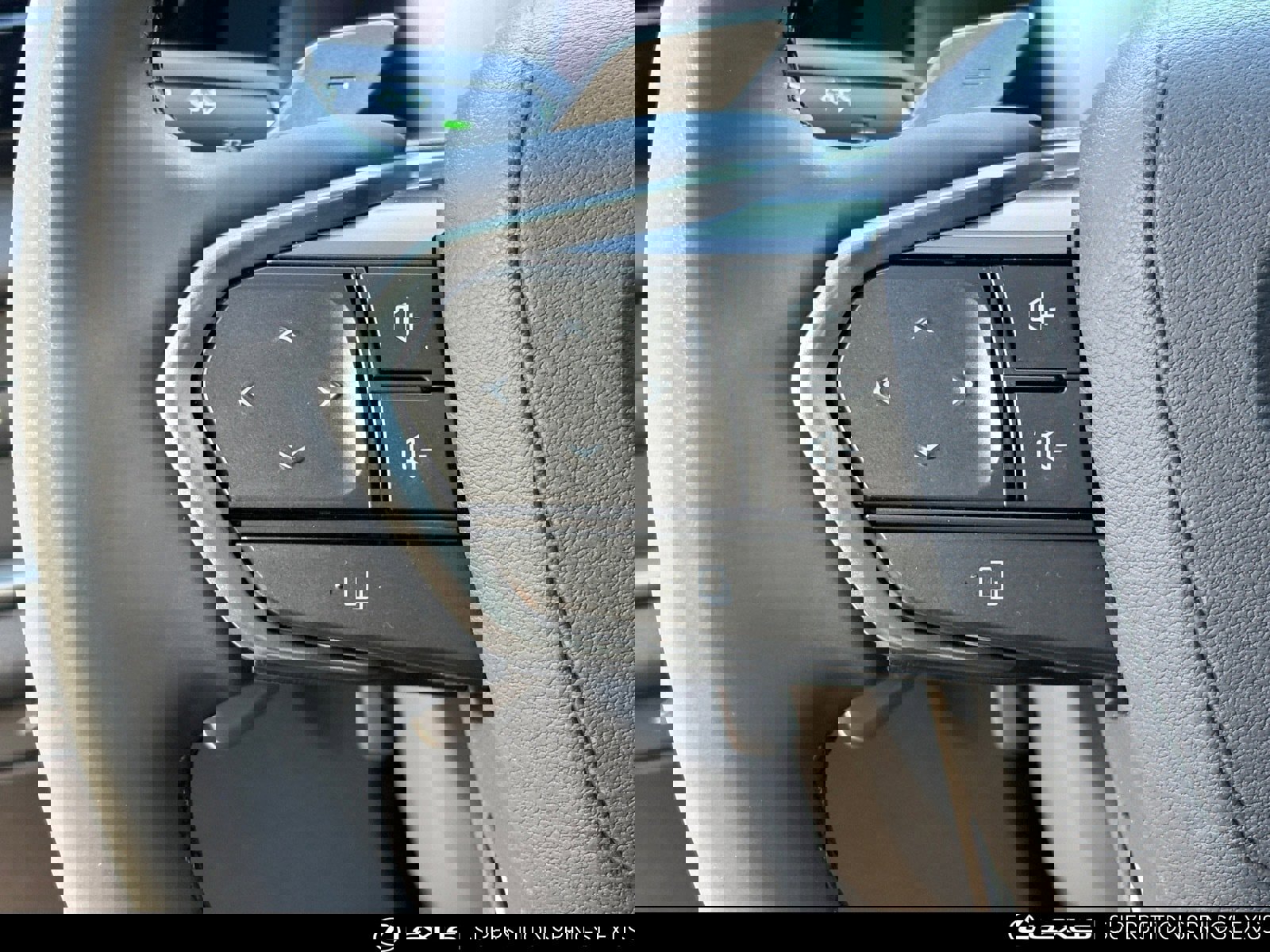 Used 2023 Lexus RZ 450e Premium w/ Technology Package image 20