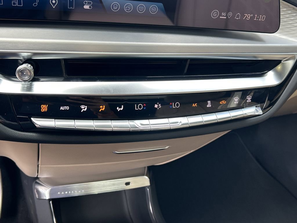New 2026 Cadillac Lyriq Signature Sport w/ Nappa Leather Package AWD/4WD image 26