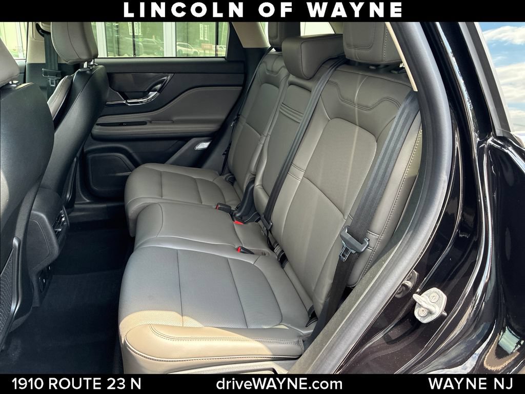 Certified 2025 Lincoln Corsair AWD w/ Equipment Group 101A image 22