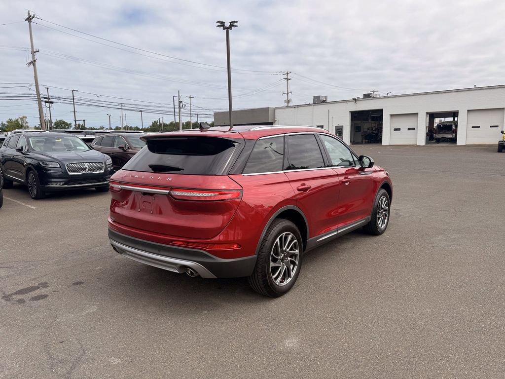 Used 2020 Lincoln Corsair AWD w/ Equipment Group 101A image 5