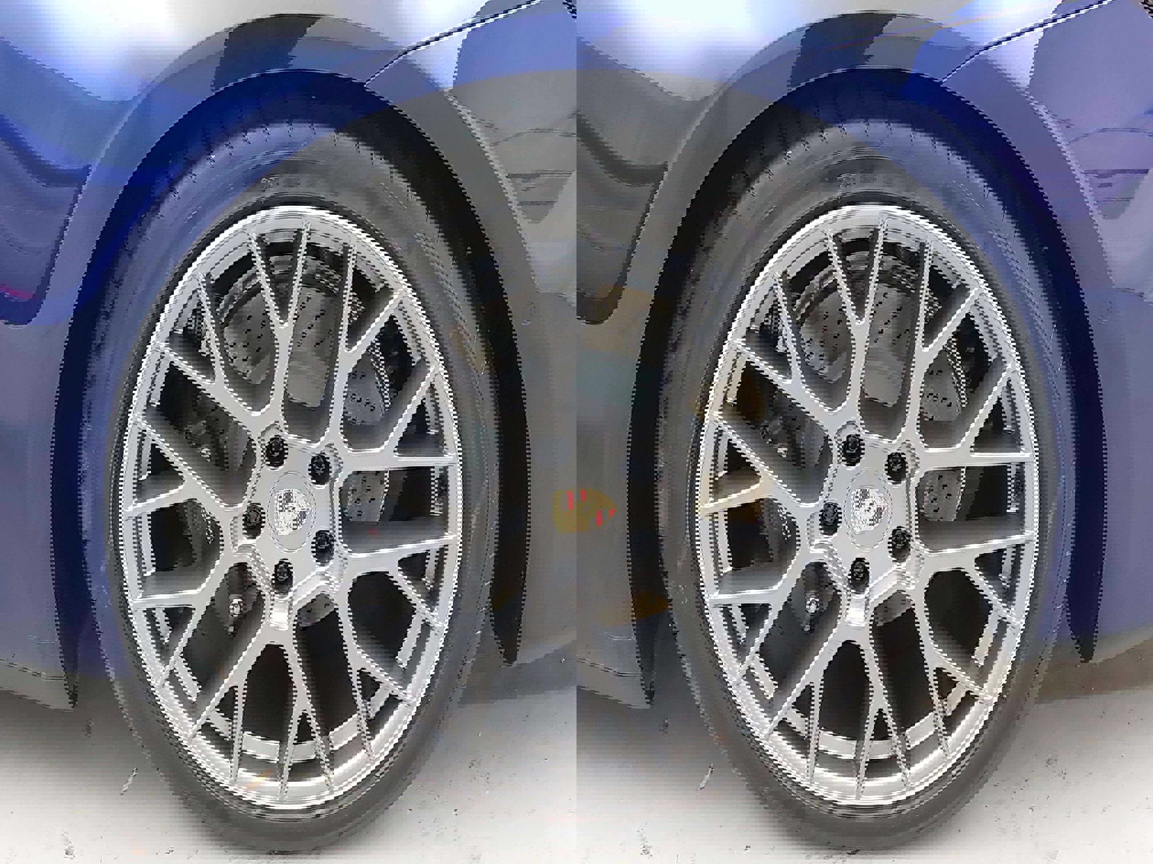 Certified 2025 Porsche 911 Carrera image 32