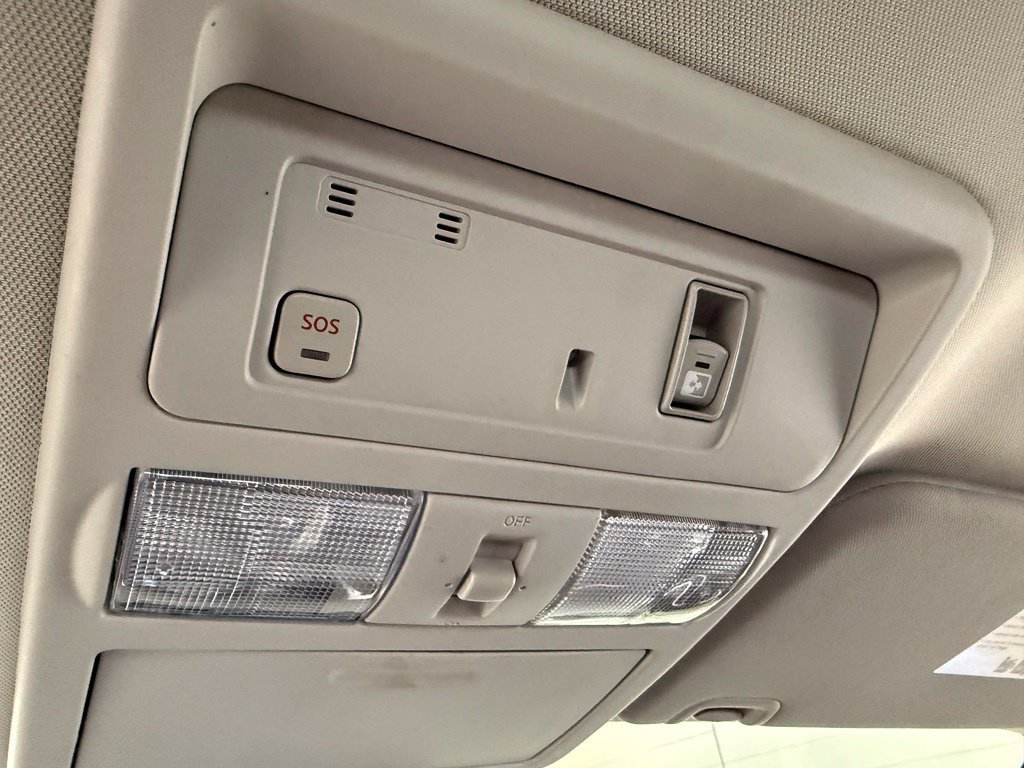 Used 2021 Nissan Titan SV w/ SV Convenience Package AWD/4WD image 17