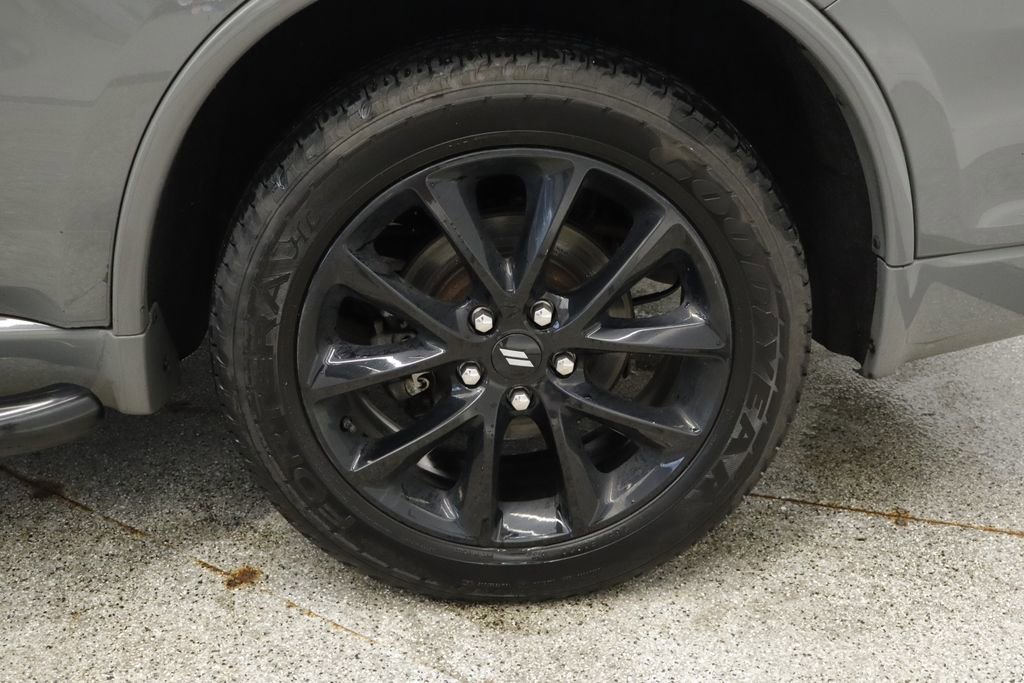 Used 2019 Dodge Durango SXT AWD/4WD image 16