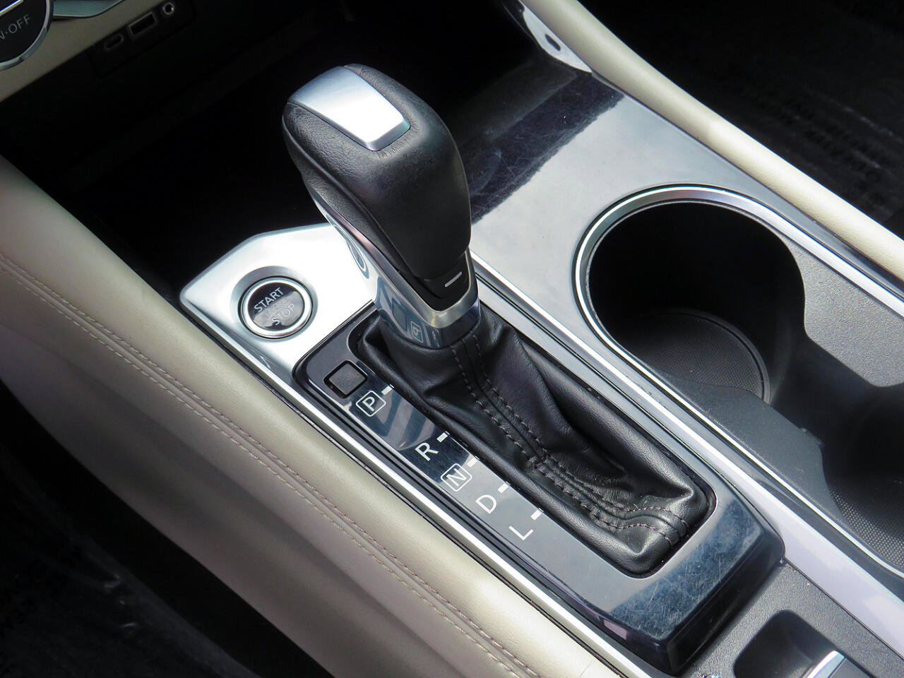 Used 2022 Nissan Altima 2.5 Platinum image 26