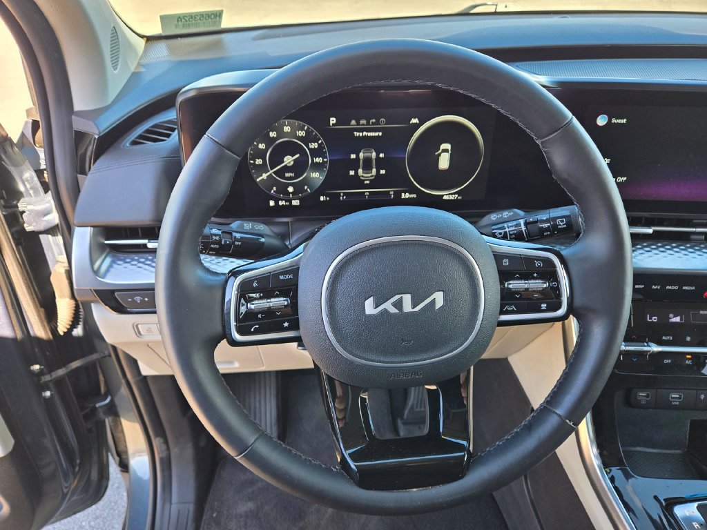 Used 2022 Kia Carnival SX Prestige FWD image 27