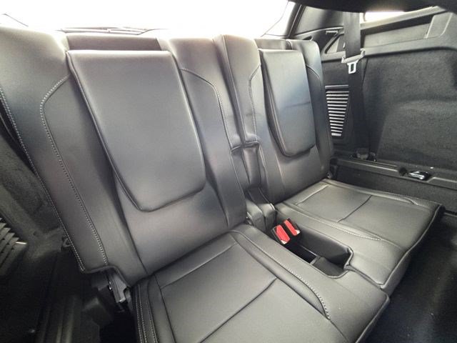 Used 2025 Land Rover Discovery Sport Dynamic SE AWD/4WD image 17