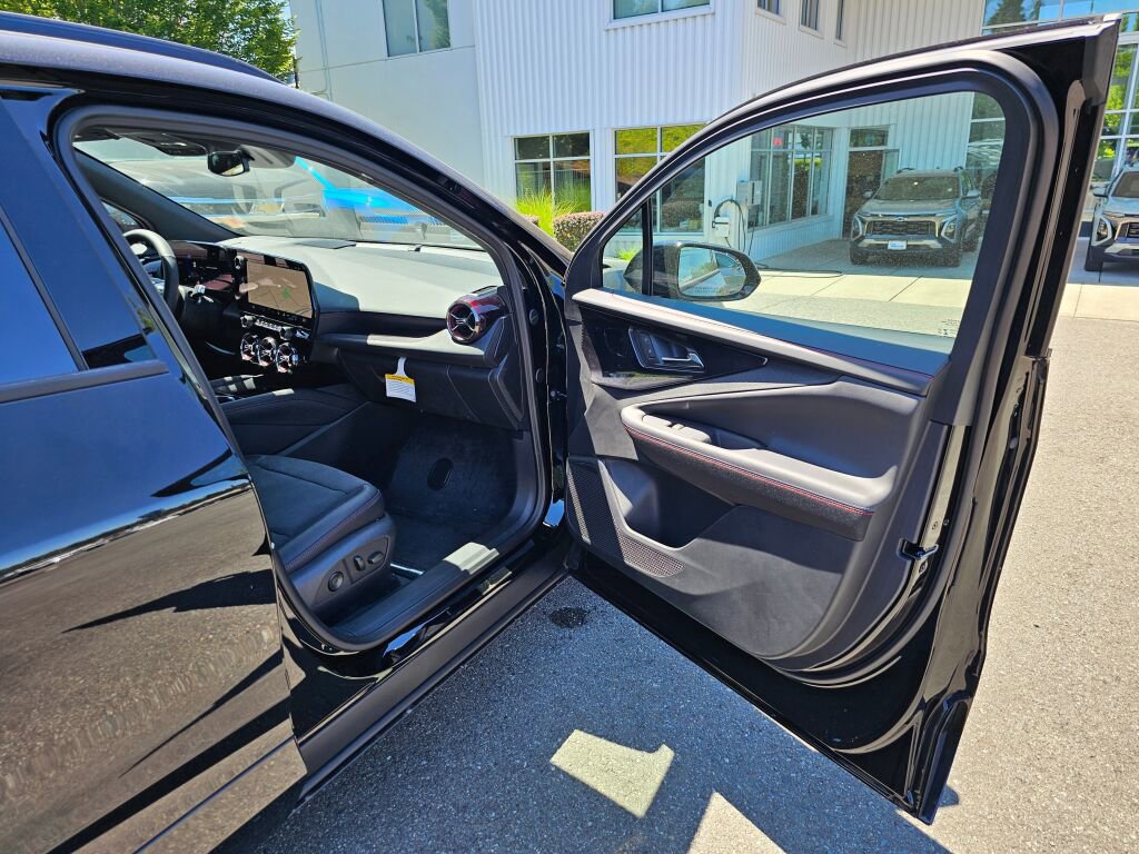 New 2025 Chevrolet Blazer EV RS FWD image 26