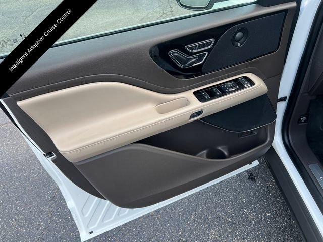 Certified 2024 Lincoln Aviator Reserve w/ Equipment Group 201A AWD/4WD image 15