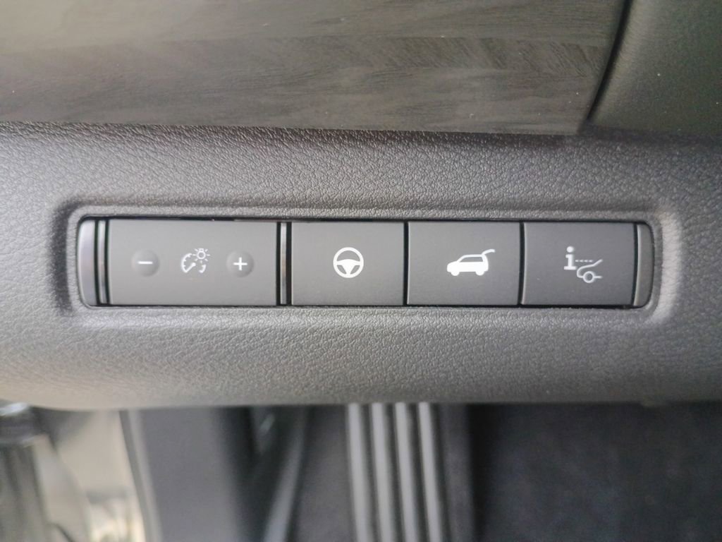 New 2026 Nissan Pathfinder Platinum image 30