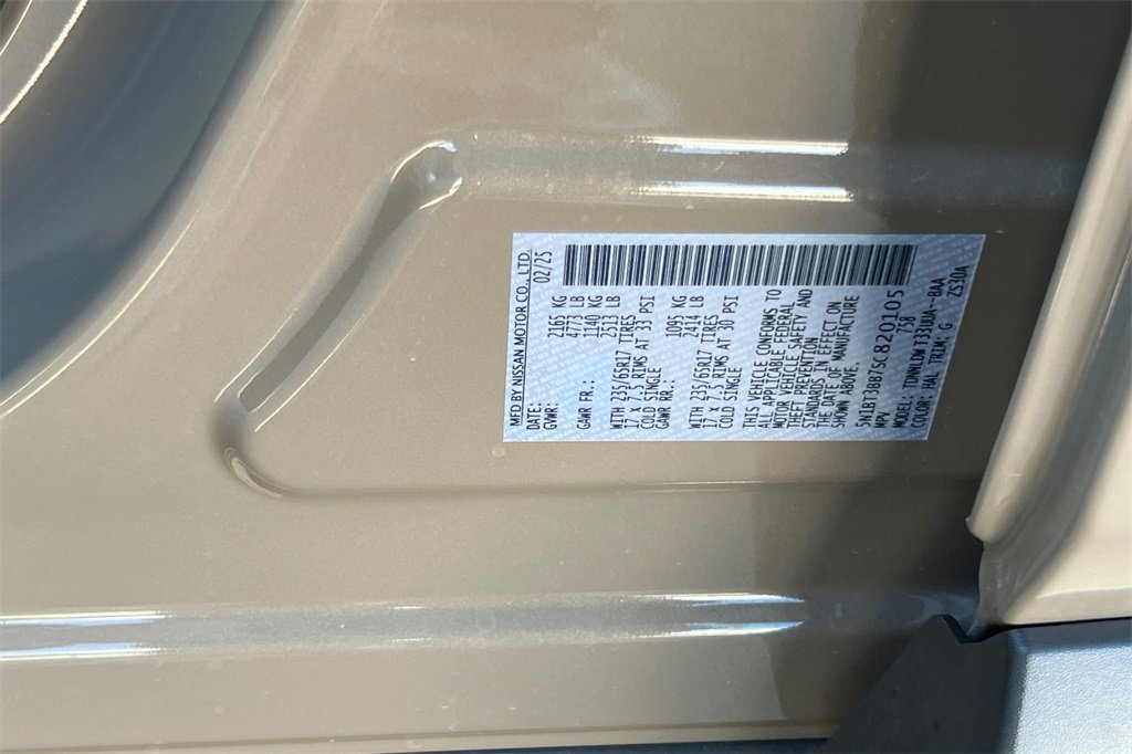 Used 2025 Nissan Rogue SV image 32