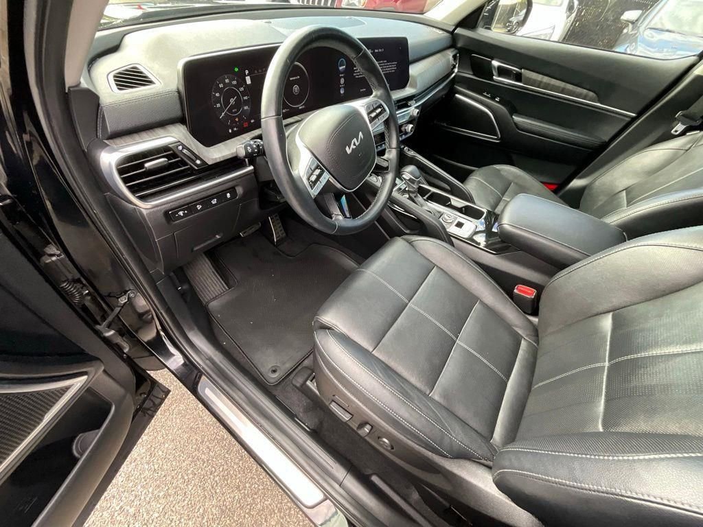 Used 2023 Kia Telluride SX image 10