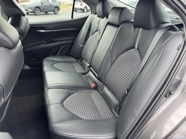 Used 2021 Toyota Camry SE image 19