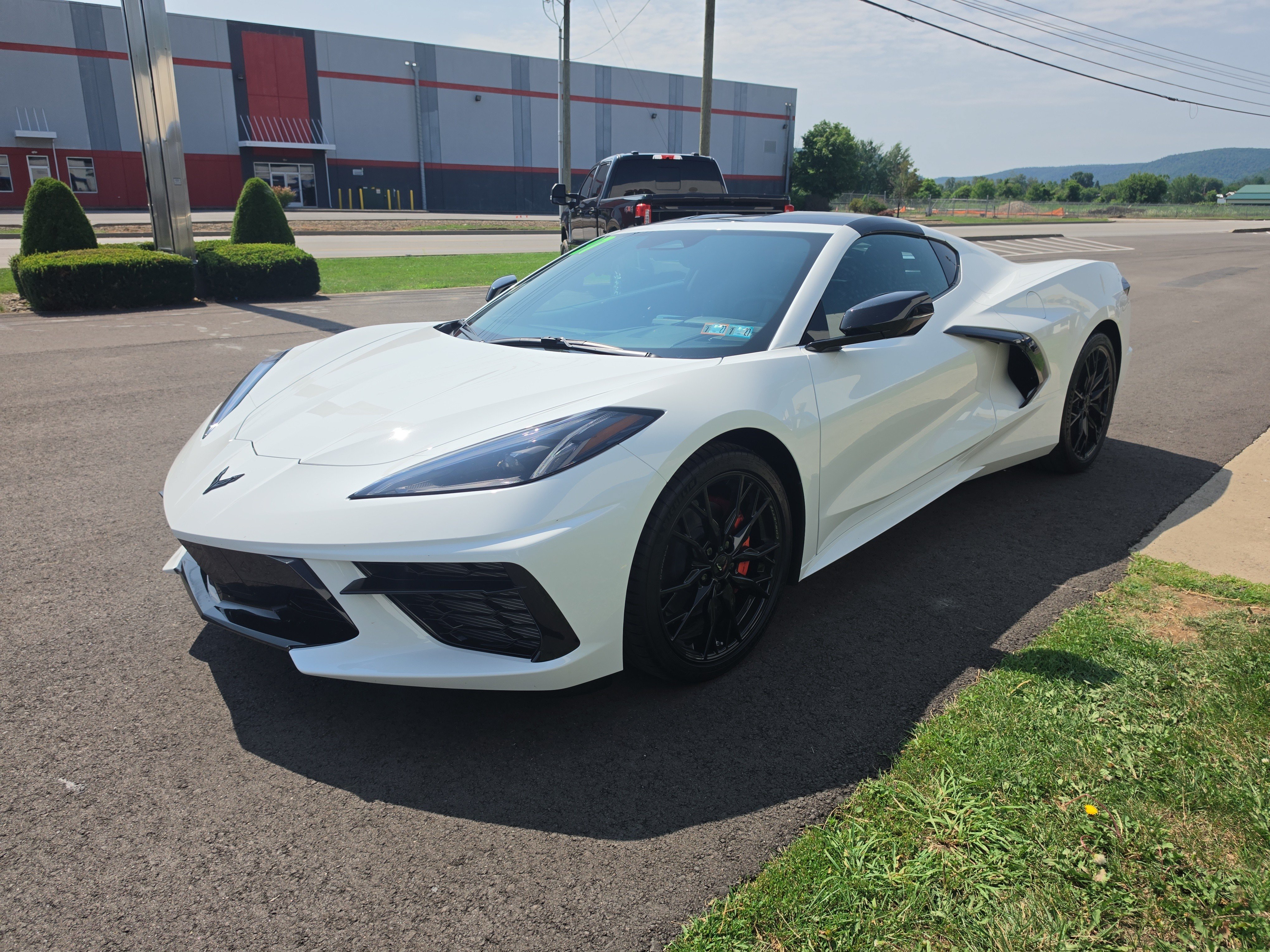 New 2027 Chevrolet Corvette Stingray Coupe RWD image 9