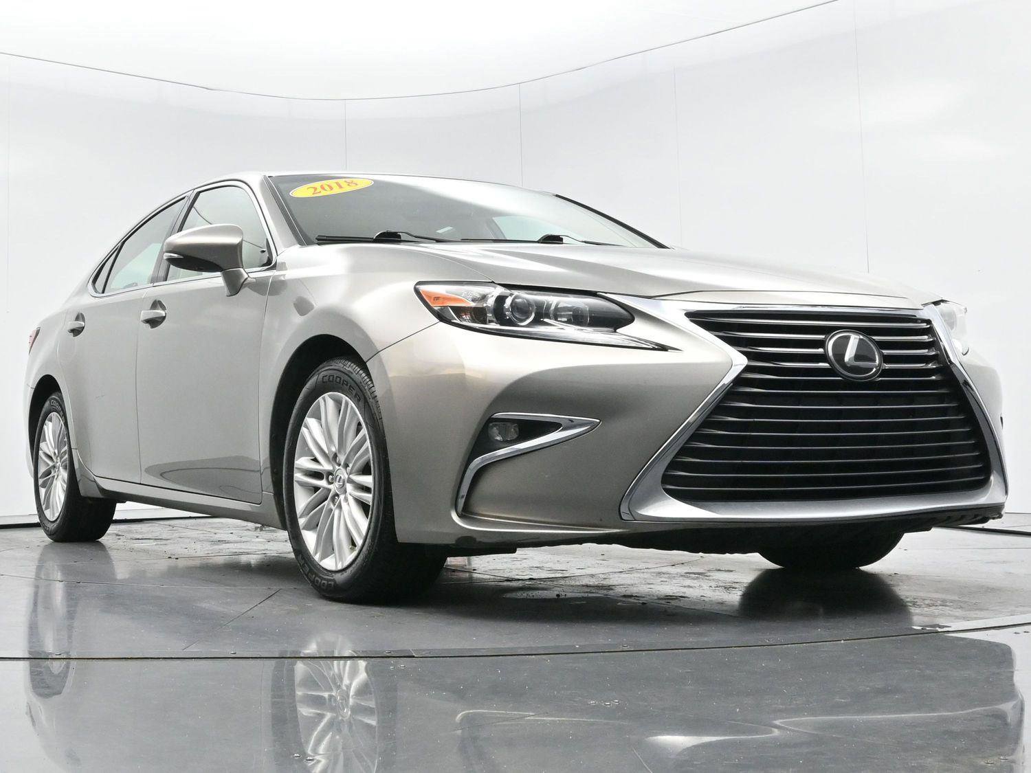 Used 2018 Lexus ES 350 w/ Accessory Package image 46