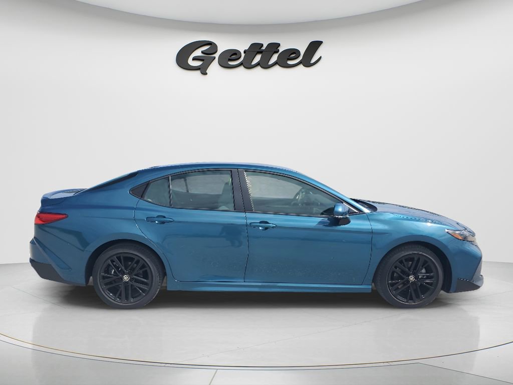 Used 2026 Toyota Camry SE w/ Convenience Package FWD image 4