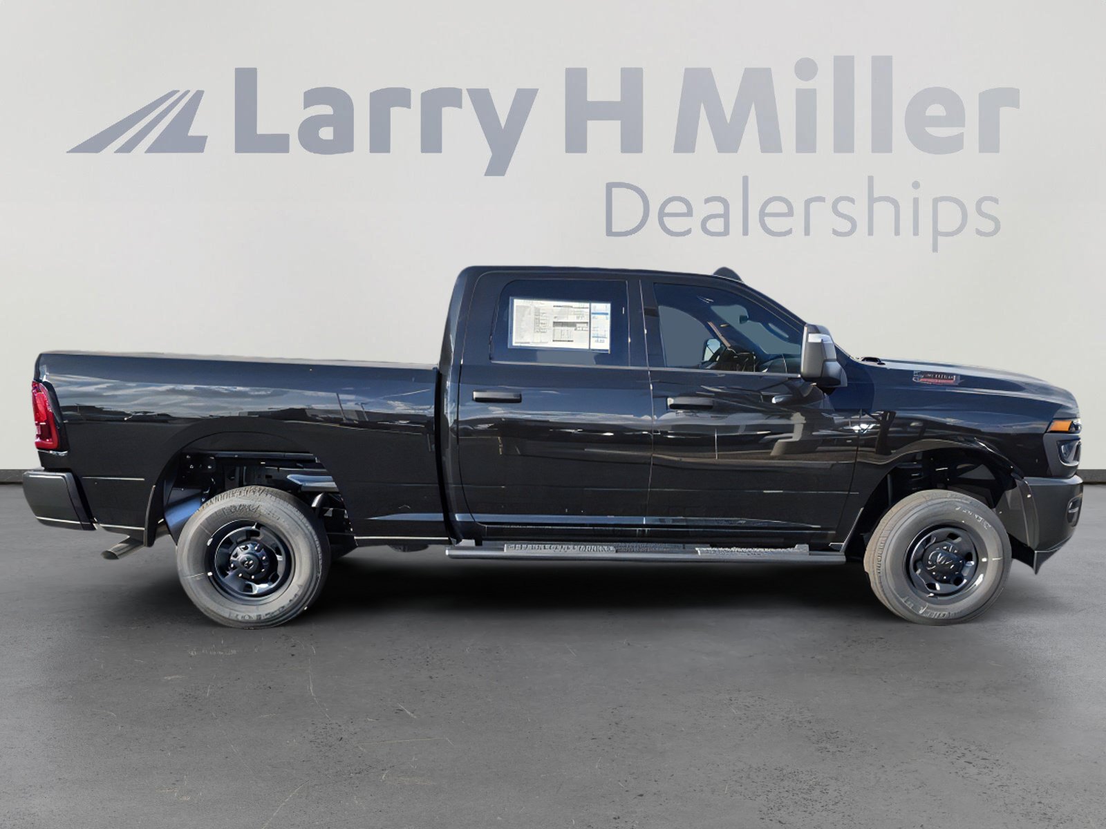 New 2026 RAM 2500 Tradesman AWD/4WD image 6