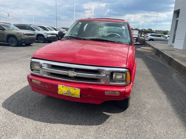 Used 1997 Chevrolet Blazer 2WD 4-Door w/ Preferred Equipment Group image 3