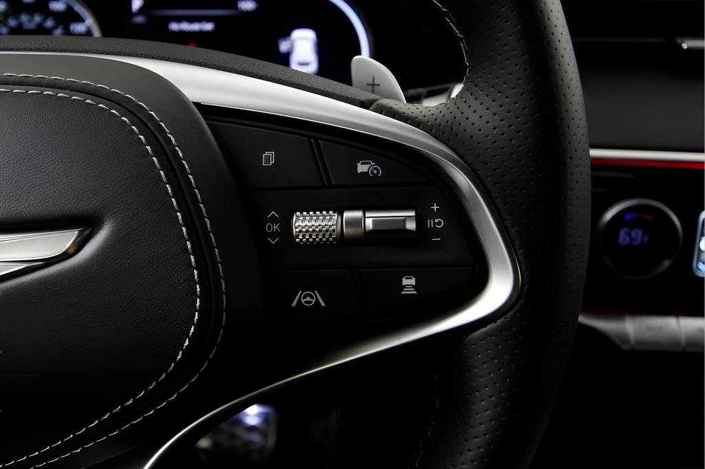 Used 2025 Genesis GV70 3.5T Sport AWD/4WD image 21