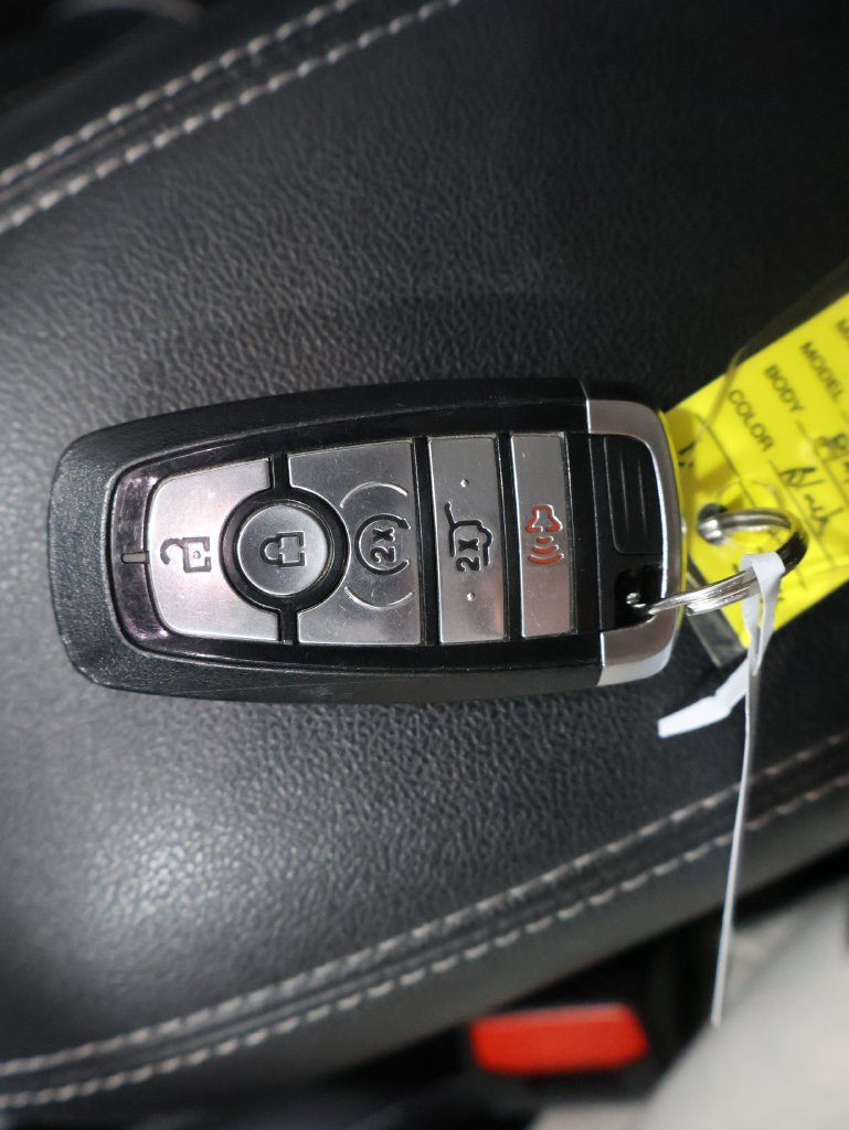 Used 2023 Ford Escape Platinum AWD/4WD image 26