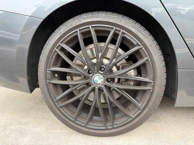 Used 2021 BMW 330i xDrive Sedan w/ Convenience Package AWD/4WD image 4