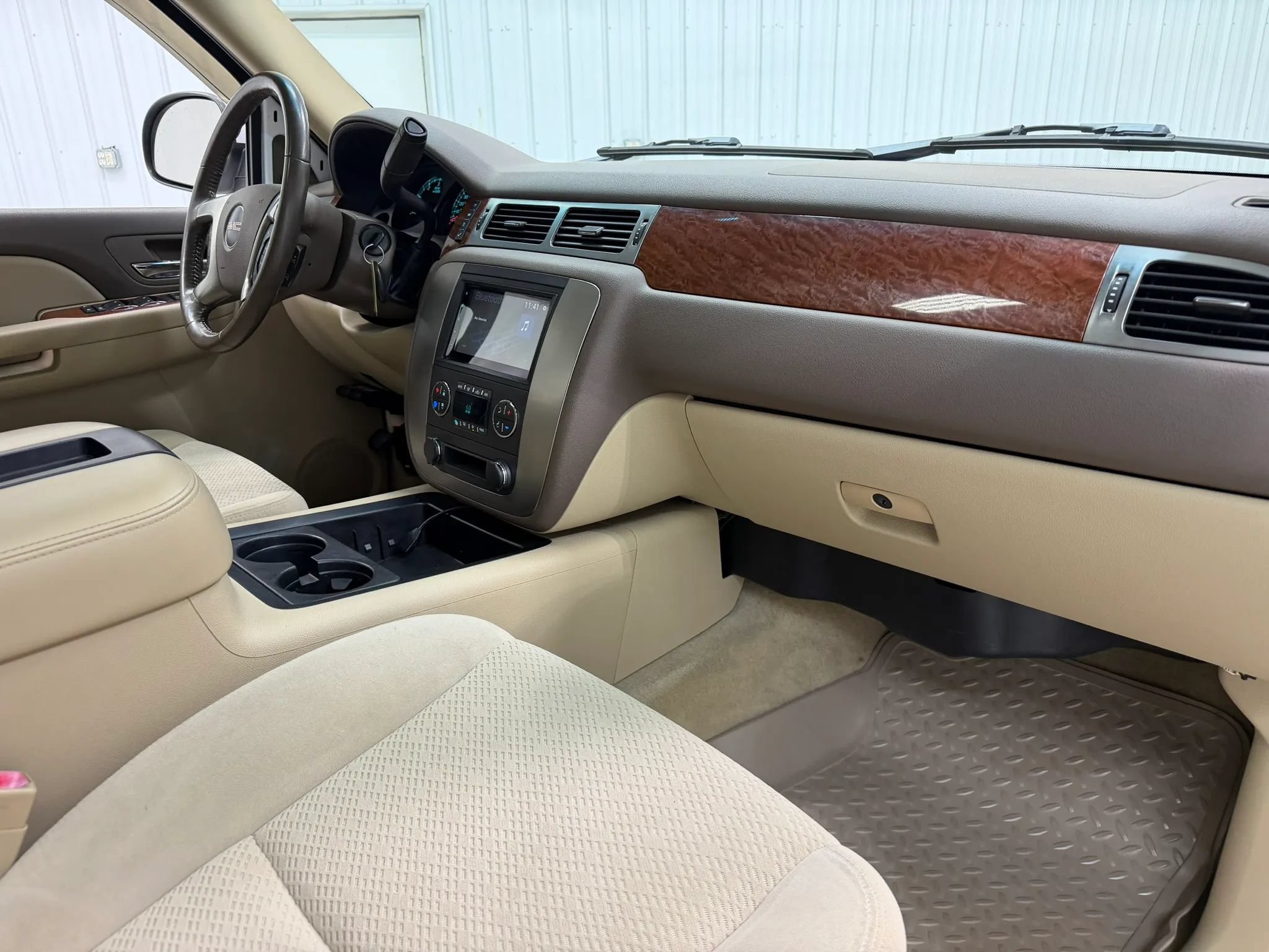 Used 2007 GMC Yukon XL 2500 SLE RWD image 14