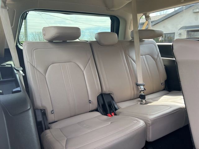Used 2024 Ford Expedition Max Limited AWD/4WD image 30